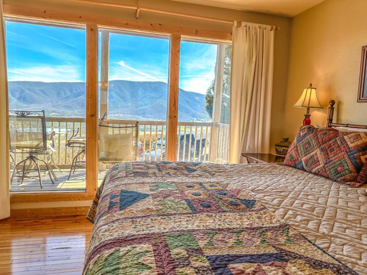 Tanasi Lodge - Reunions, Retreats, Weddings, Family Getaways Sevierville Dış mekan fotoğraf